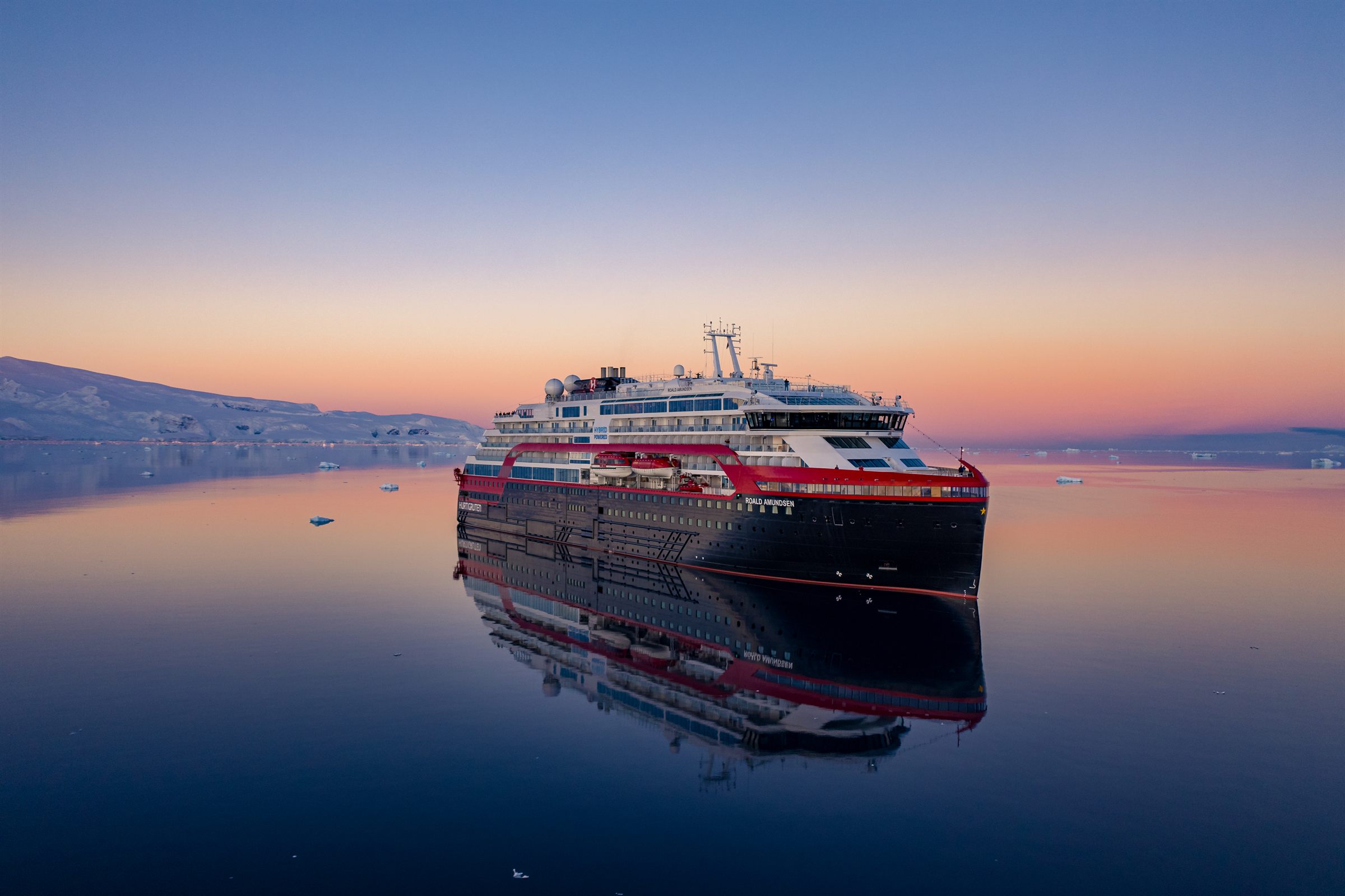 MS ROALD AMUNDSEN